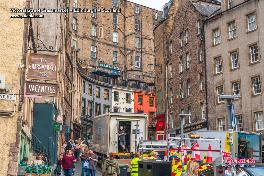 Victoria Street & Grassmarket